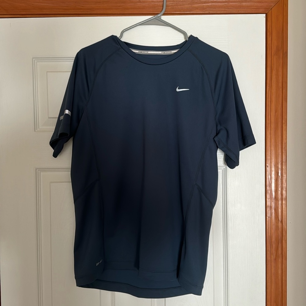 Nike Men’s Dri-Fit Miler running t-shirt